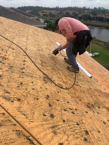 Roof Replacement Service
